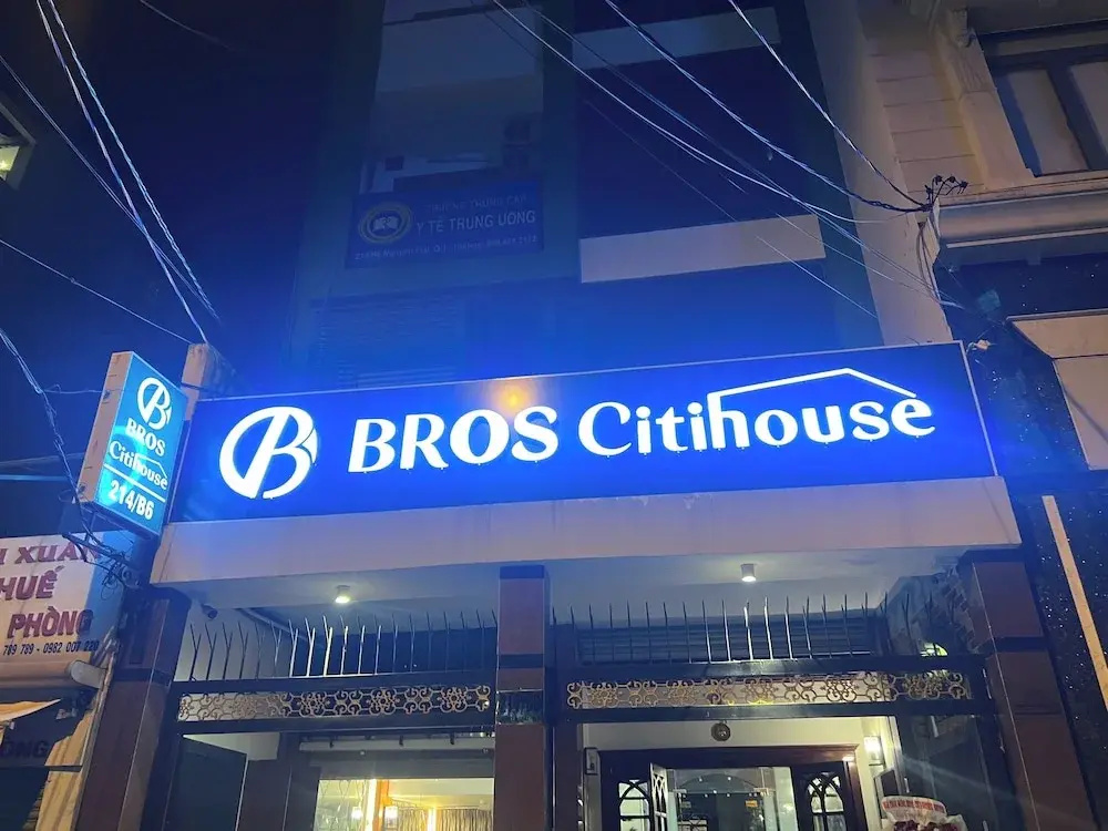 Bros Citihouse