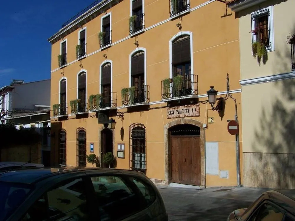 Hotel Casapalaciega S.XIX