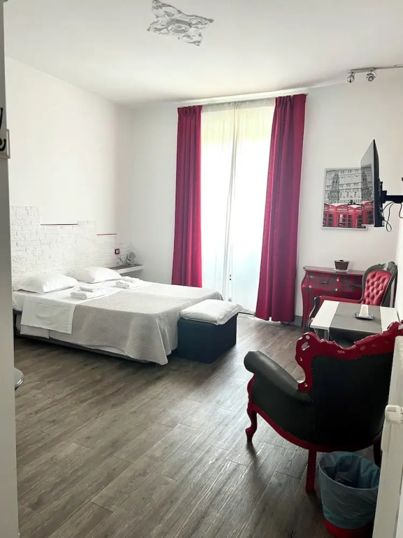 Superior Double room (full double bed)