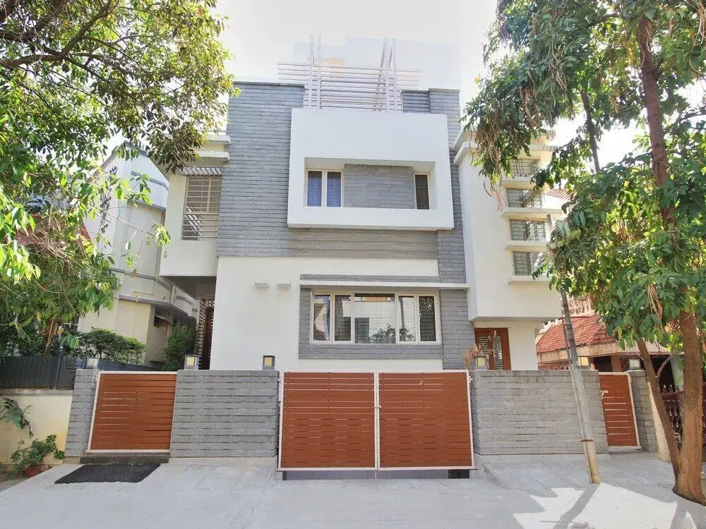 Red Carpet Residence By OYO Rooms