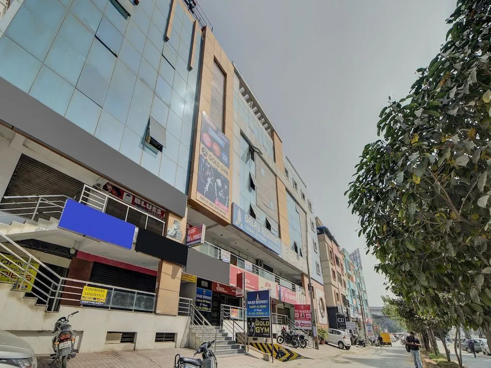 Pradha Grand By OYO Rooms