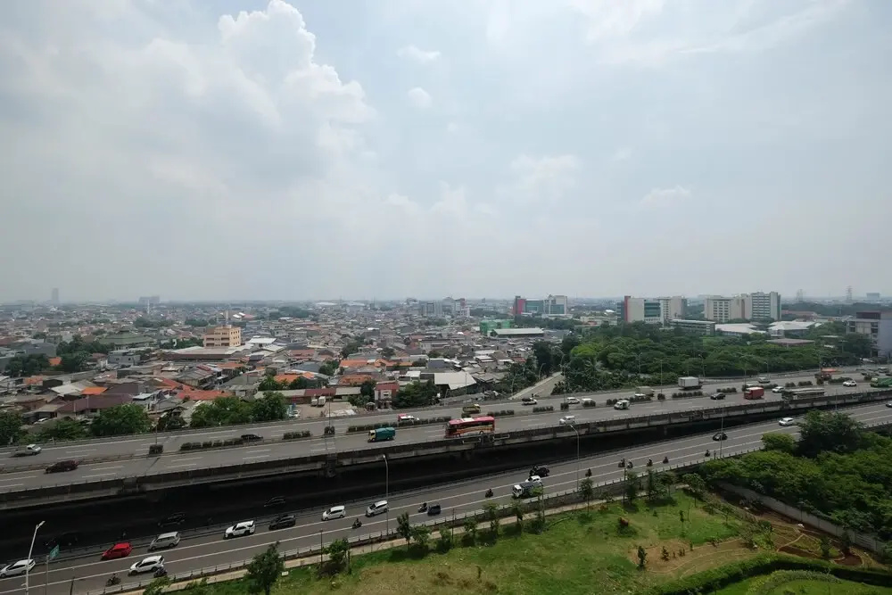 Comfort 2Br Apartment At Green Pramuka City