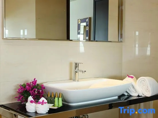Люкс Deluxe в Hotel Mermaid Bangkok