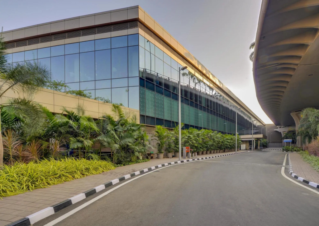 Niranta Airport Transit Hotel & Lounge Terminal 2 Arrivals