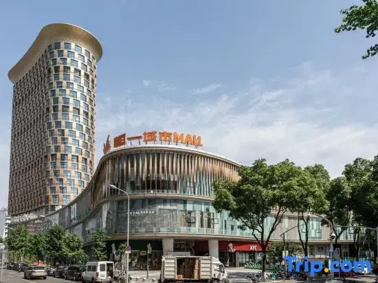 Anlan Yingyue Design Apartment (Tianyi Square Town God's Temple Subway Station)