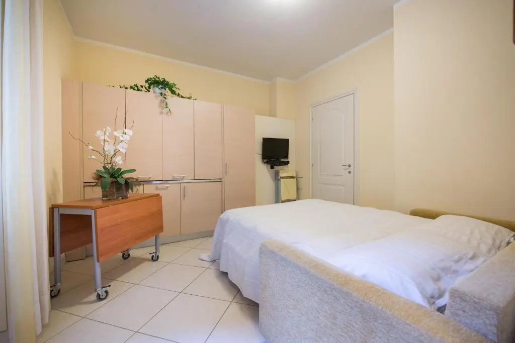 1 Bedroom Basement Apartment
