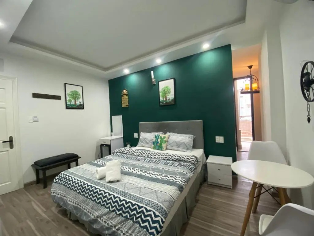 Standard Double room with balcony (full double bed)