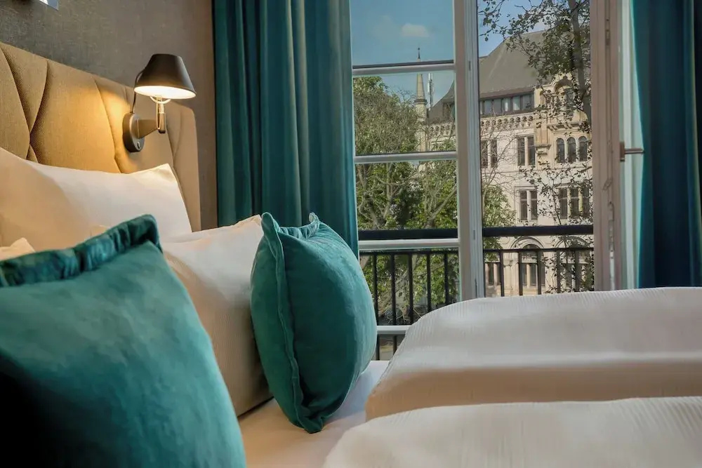Standard room with balcony