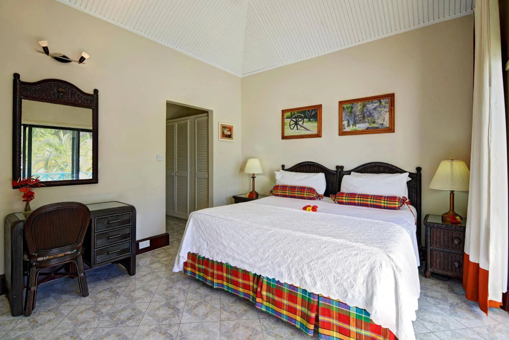 Mariners Hotel — 2