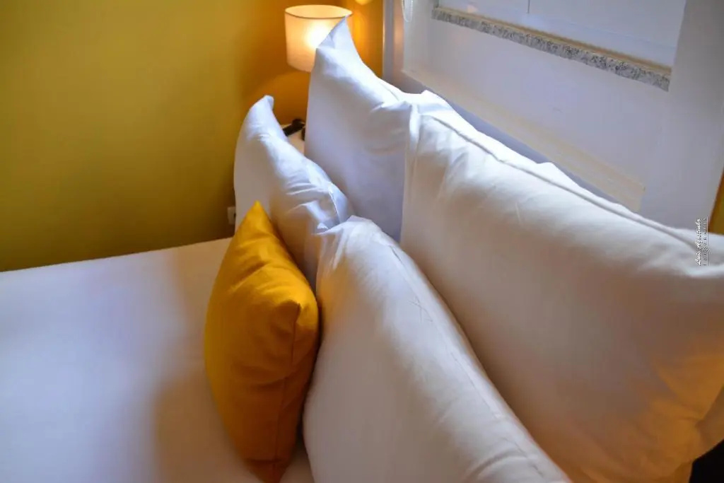 Economy room