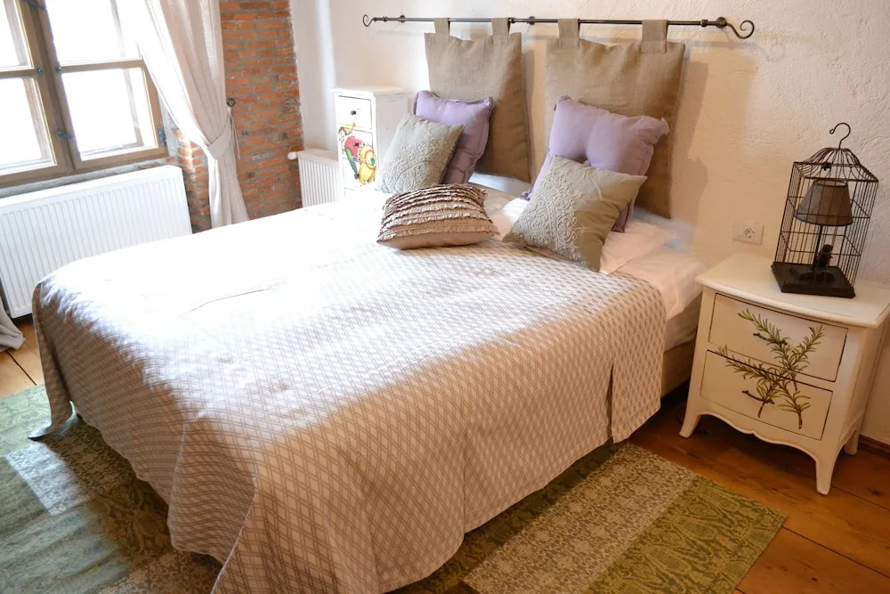 1 Bedroom Family Apartment with balcony