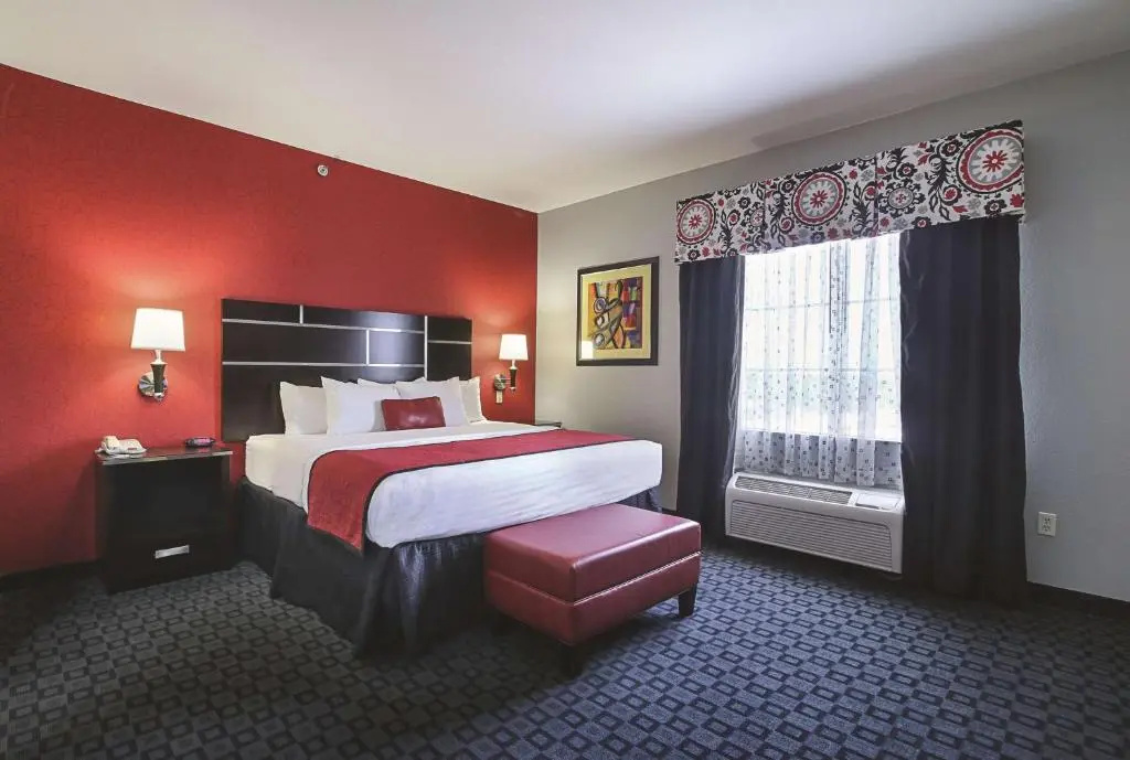 La Quinta Inn & Suites by Wyndham Dallas - Hutchins - Chambres