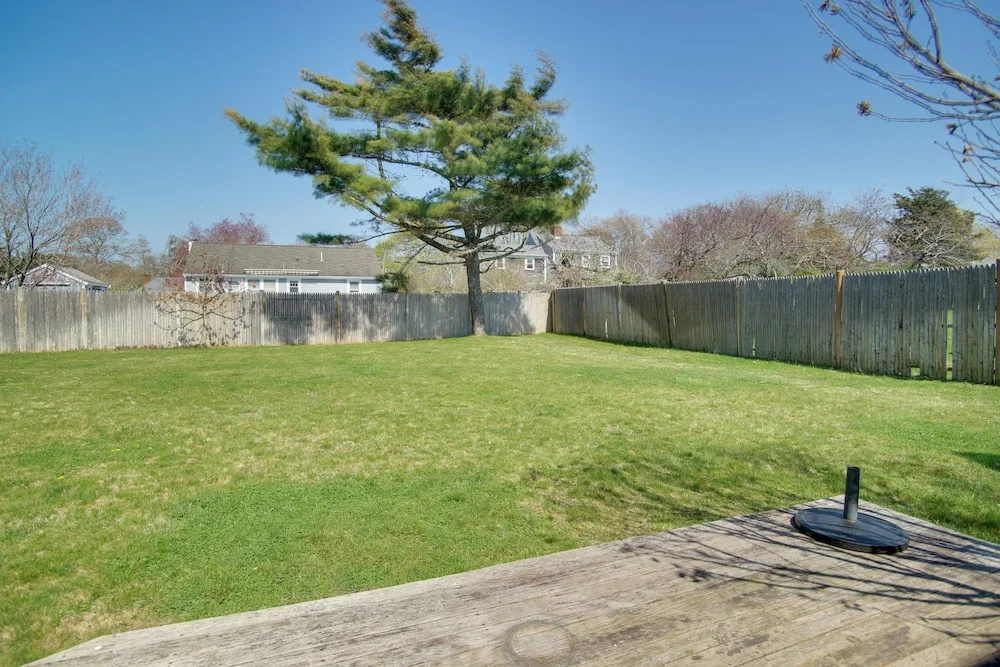 Coastal Charm in Yarmouth: Walkable + Convenient