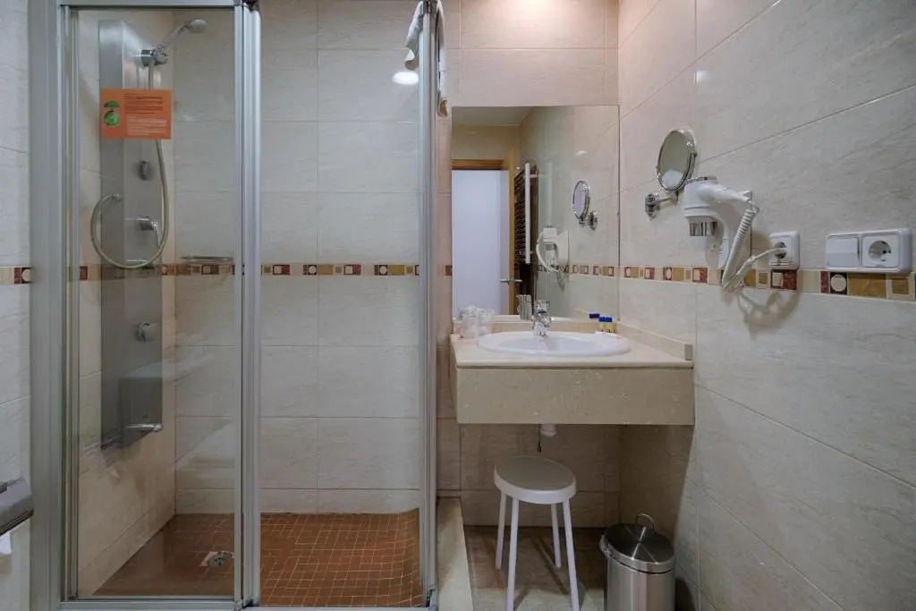 Hotel Plaza Alaquas - Chambres