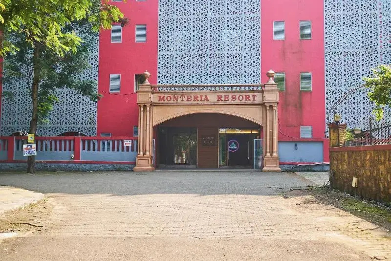 Monteria Resort