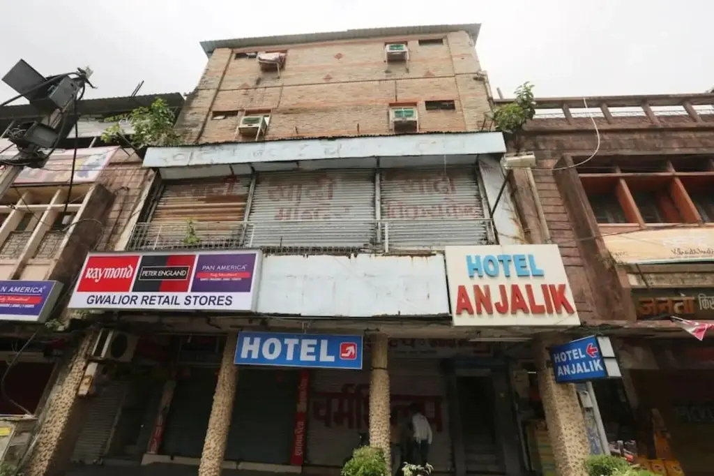Hotel Anjalik