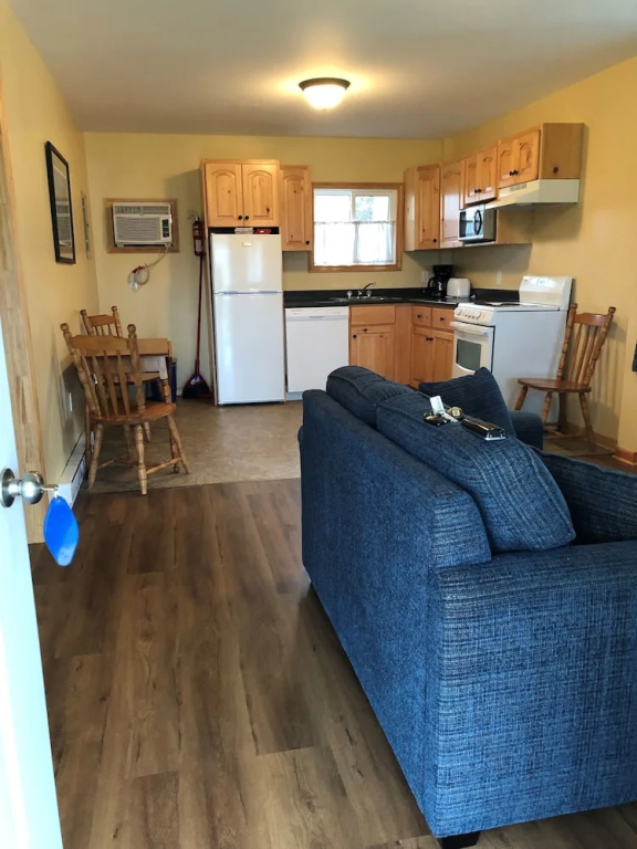Executive Cottage