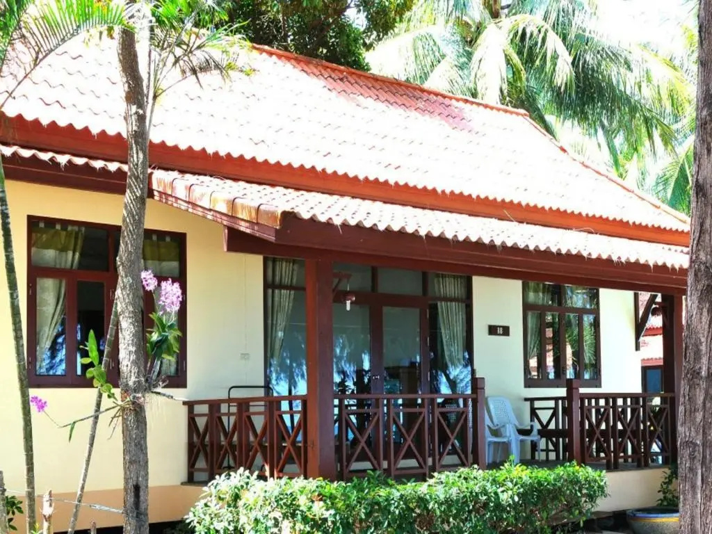 Deluxe Bungalow