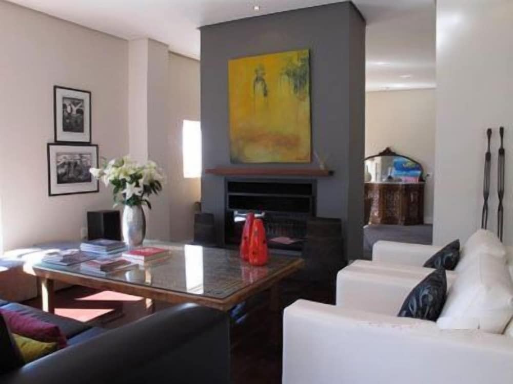 Four Rosmead Boutique Guest House by null