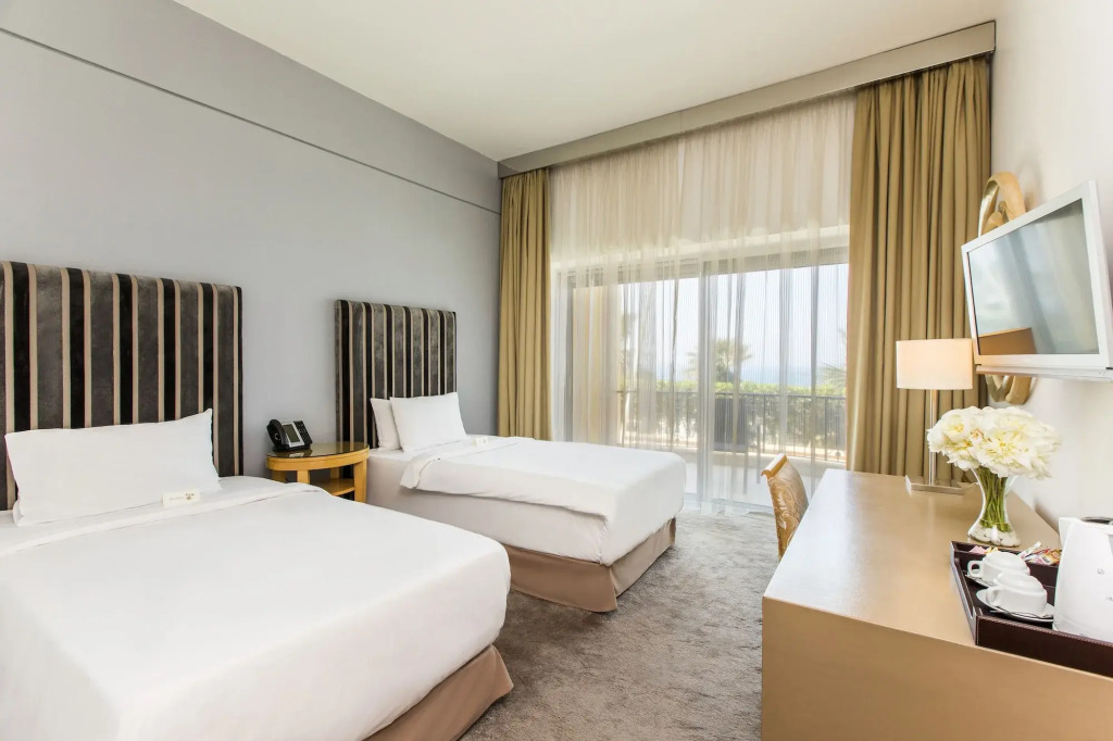 Riviera Hotel Beirut - фото 3