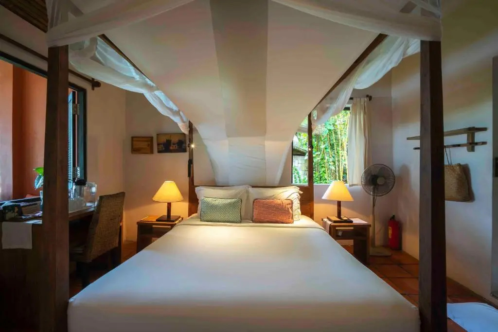 Superior Double room with sea view (full double bed)
