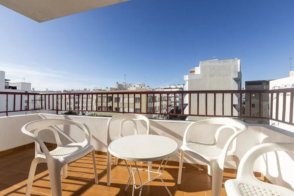 Balcony & Terrace