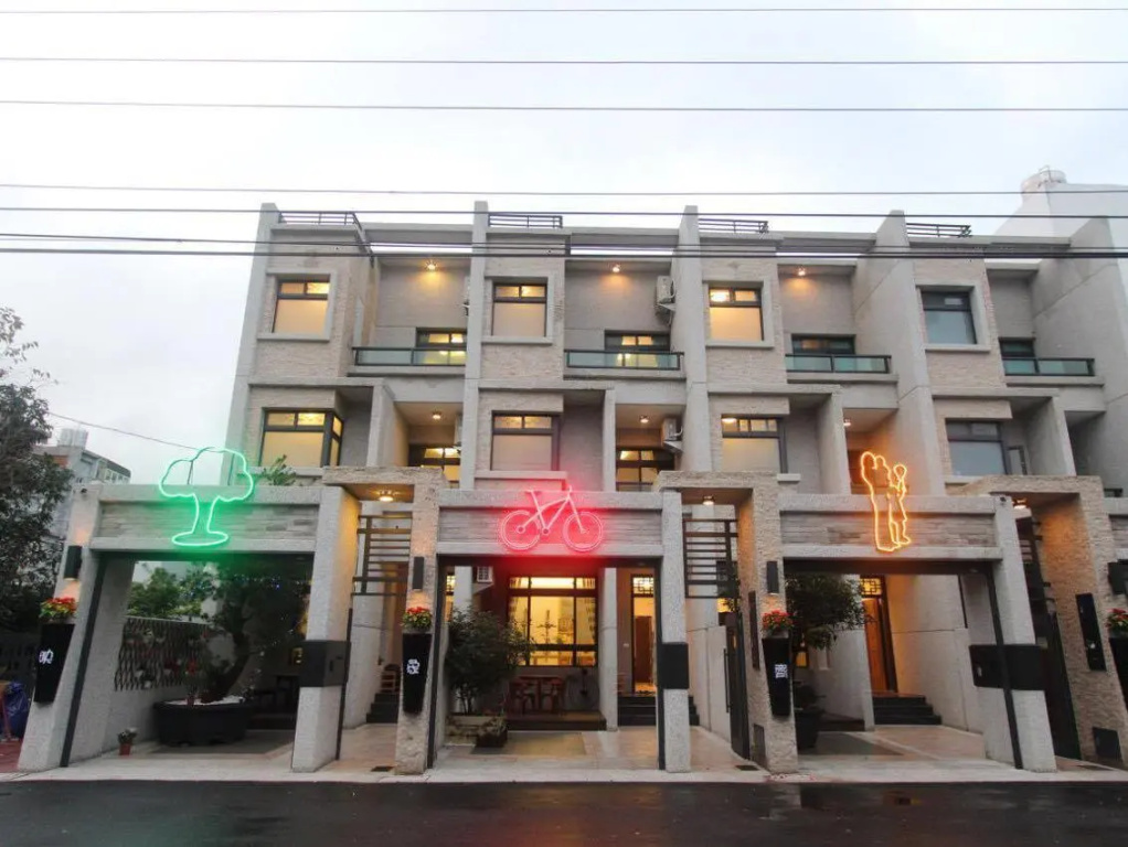 Hotel photo 1
