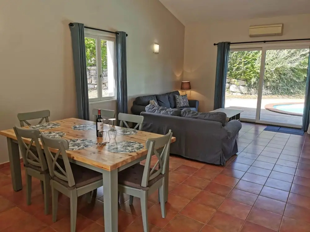 Afficher la photo 7 — Luxurious Villa With Terrace in the Rural Chalais