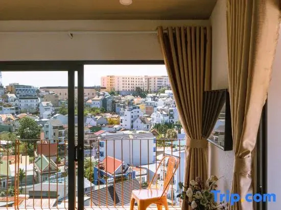 Standard Double room with balcony (full double bed)