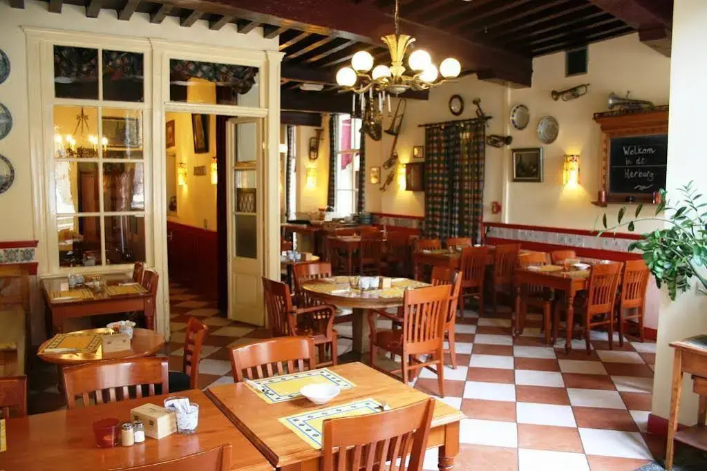 Hotel de Emauspoort - Général