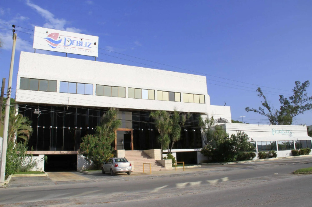 Hotel Debliz — фото