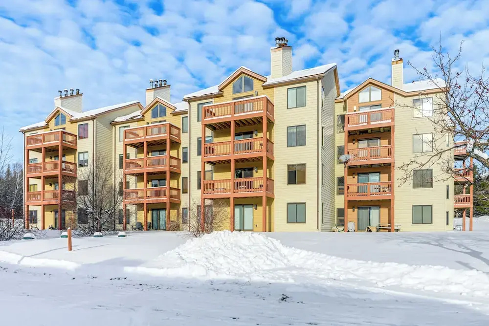 Hike, Bike & Swim: Mt Snow Condo w/ Resort Perks