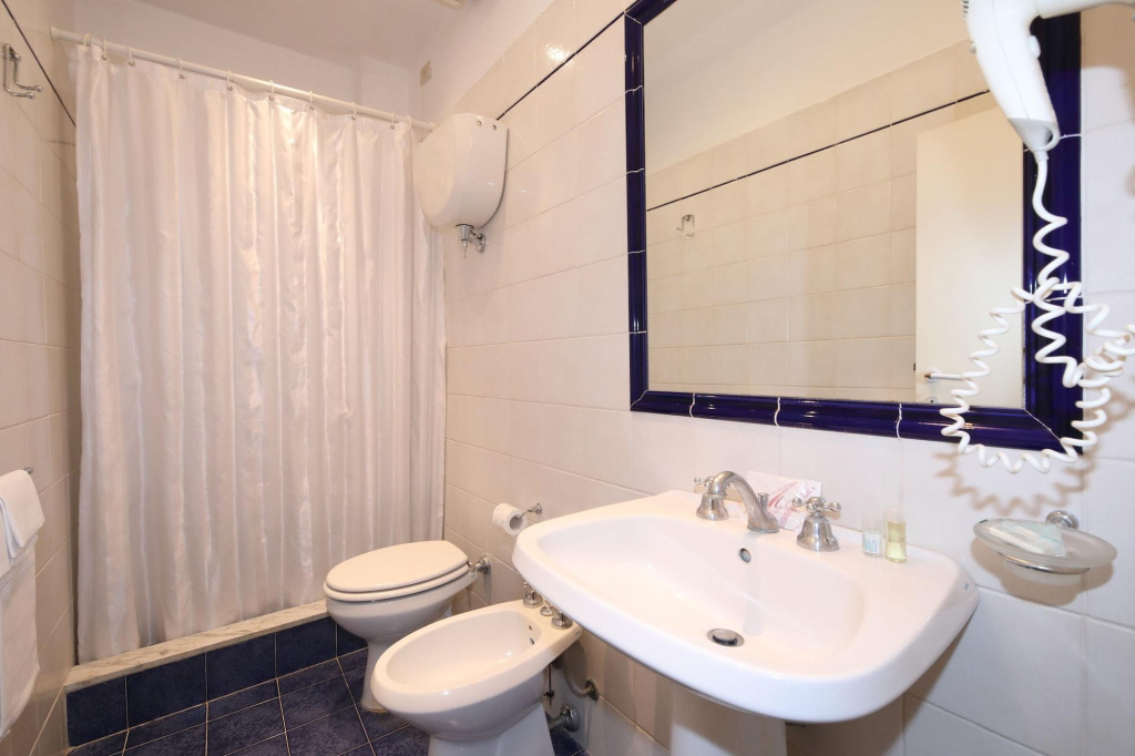 Hotel photo 28