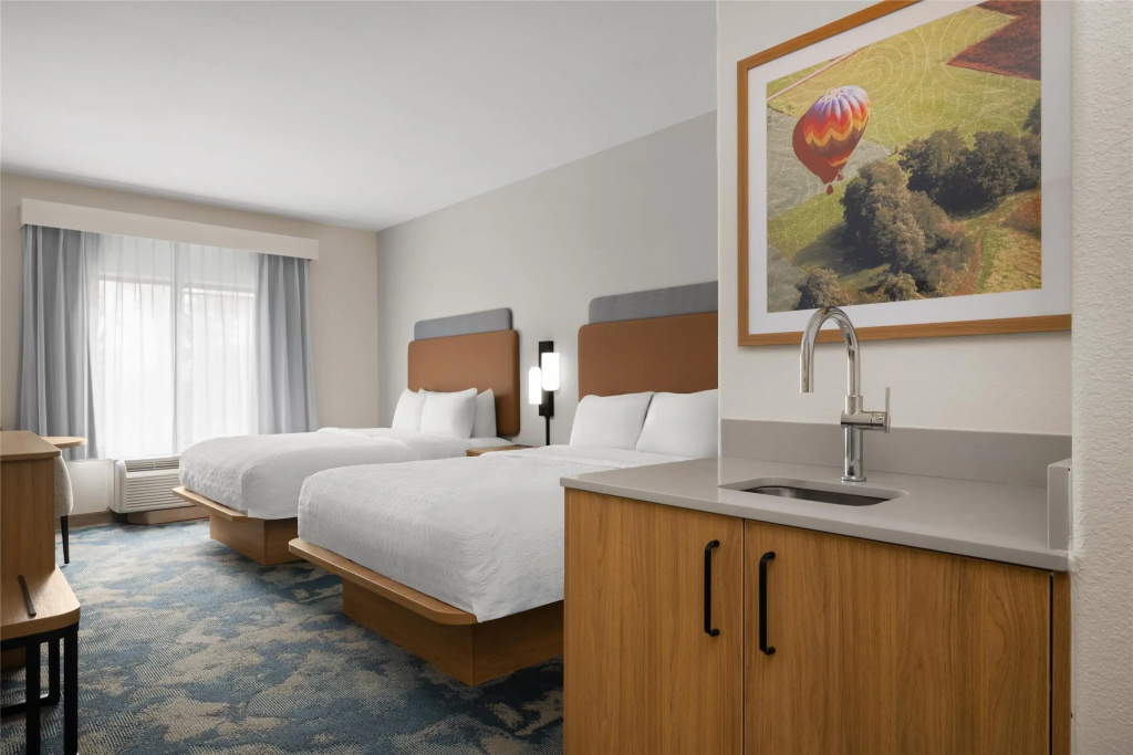 Hampton Inn & Suites Ontario - Chambres