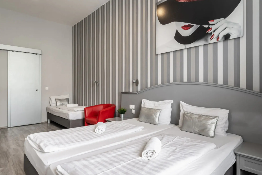 Full Moon Budapest — фото 6