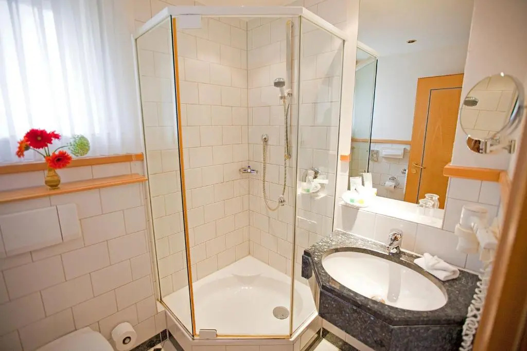 Comfort room