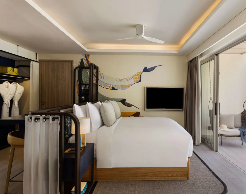 Avani+ Fares Maldives Resort — фото