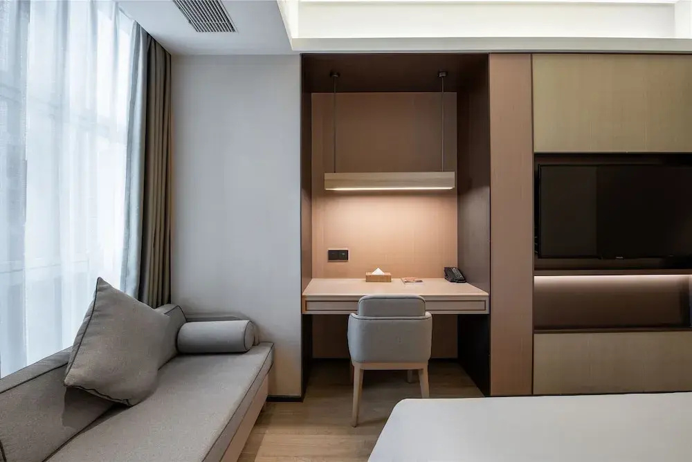 Economy room