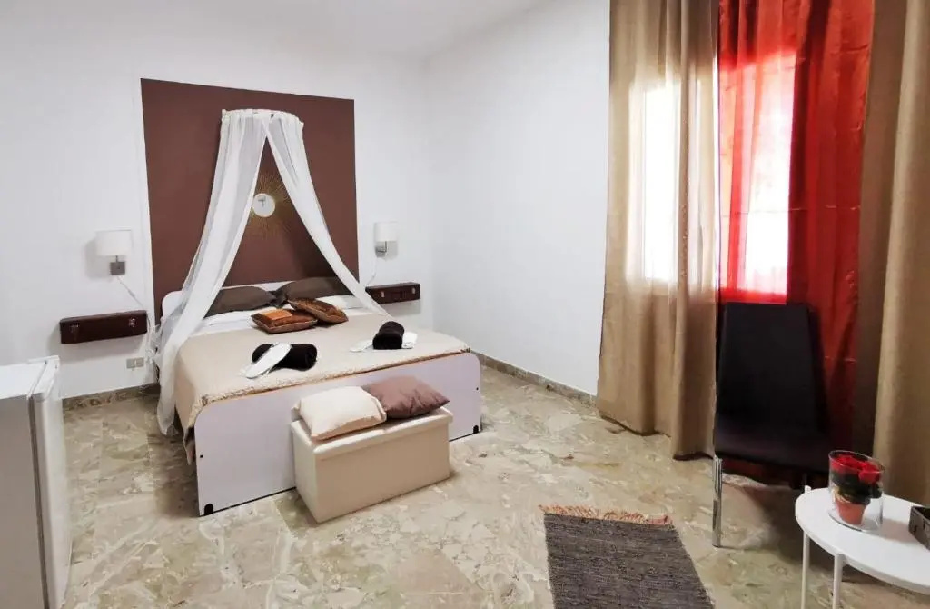 Standard Double room (full double bed)