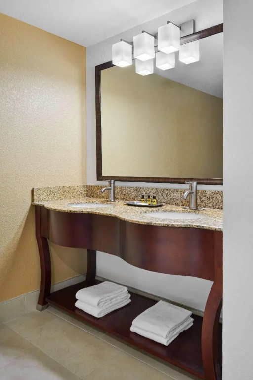 Best Western Plus Milwaukee Airport Hotel & Conference Ctr - Chambres