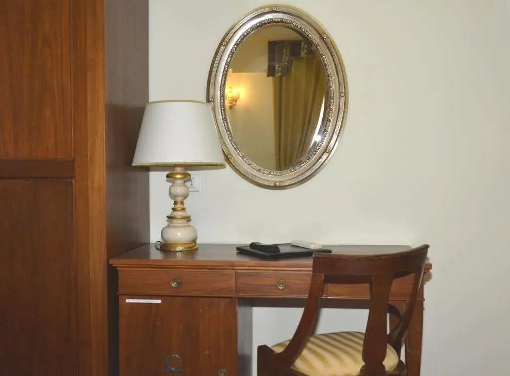 Deluxe Double room with balcony (full double bed)