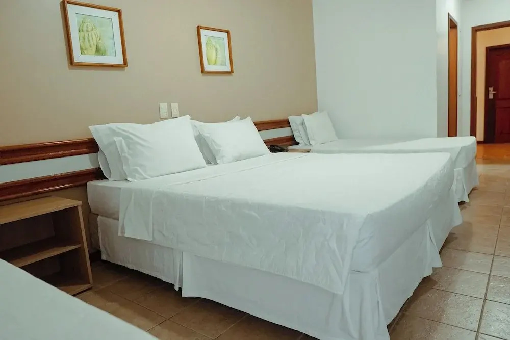 Sarana Praia Hotel - Chambres