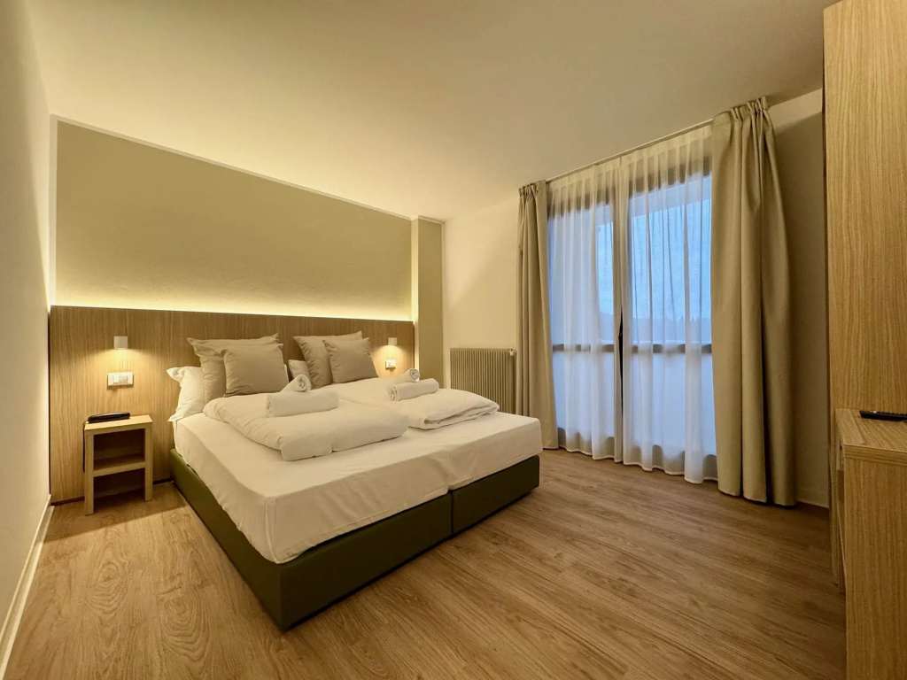 Hotel Antares — 4