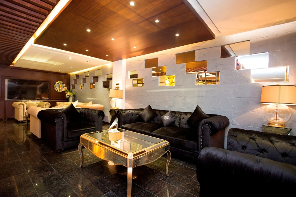 Monsoon Inn - Général