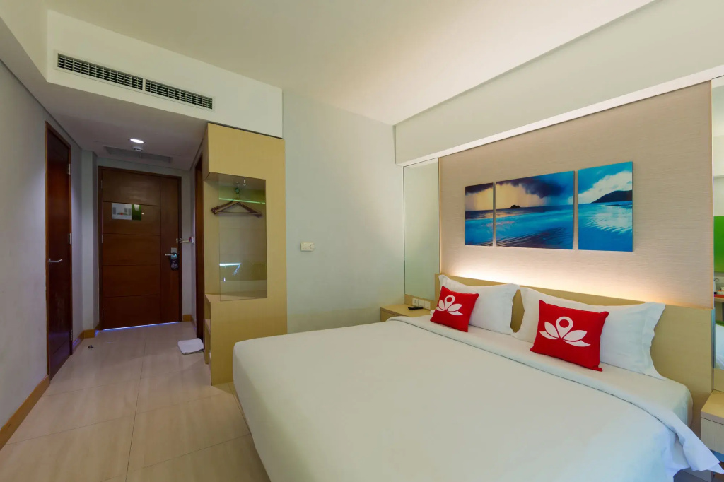 ZEN Rooms Kuta Sunset Road 2