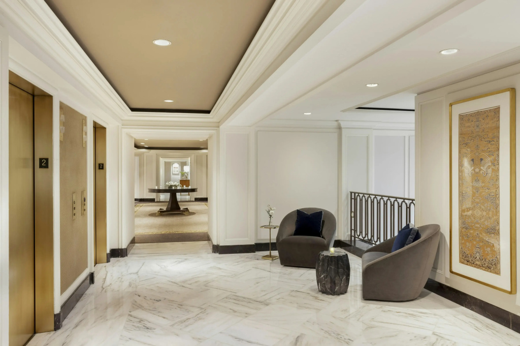 Omni Berkshire Place - Général