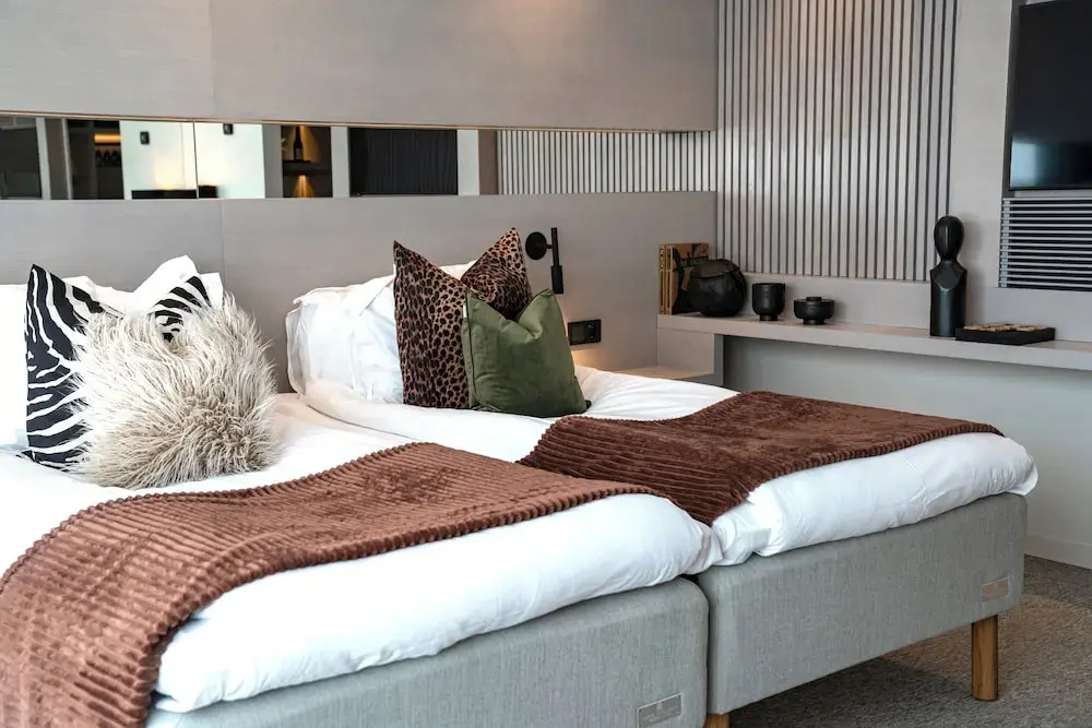 Superior room