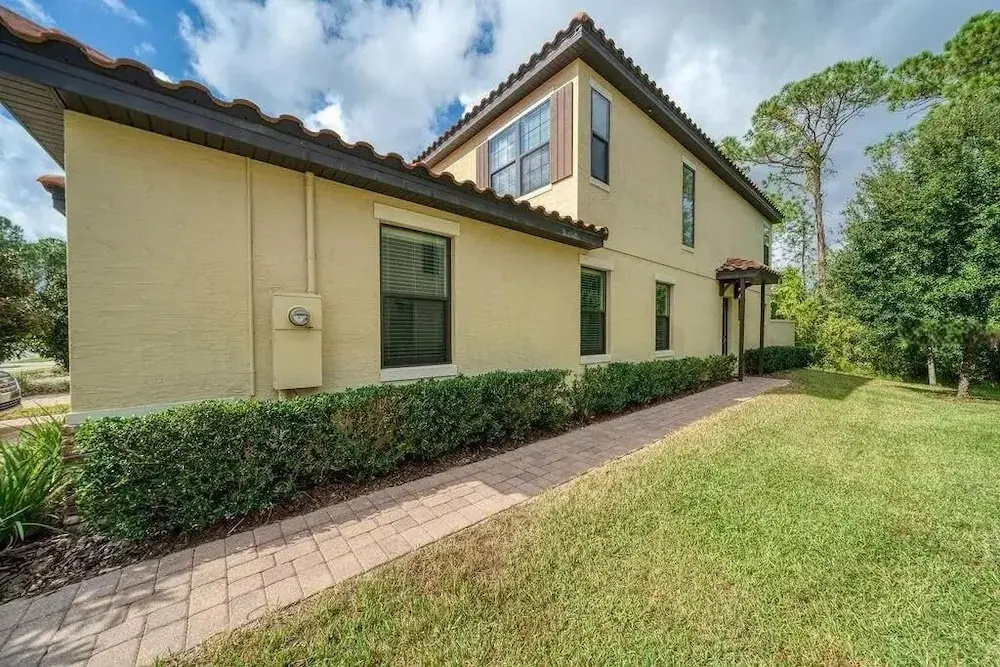 Amazing Home in Davenport 4br 3.5 Bath
