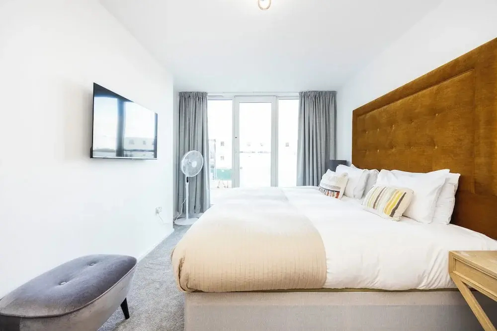 Hide Out Two Bed Apartment at ExCeL