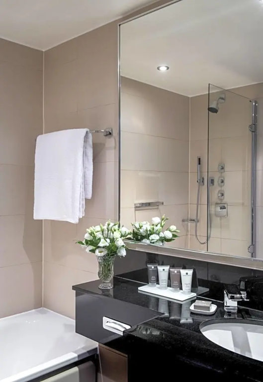 The Bristol Hotel - Chambres